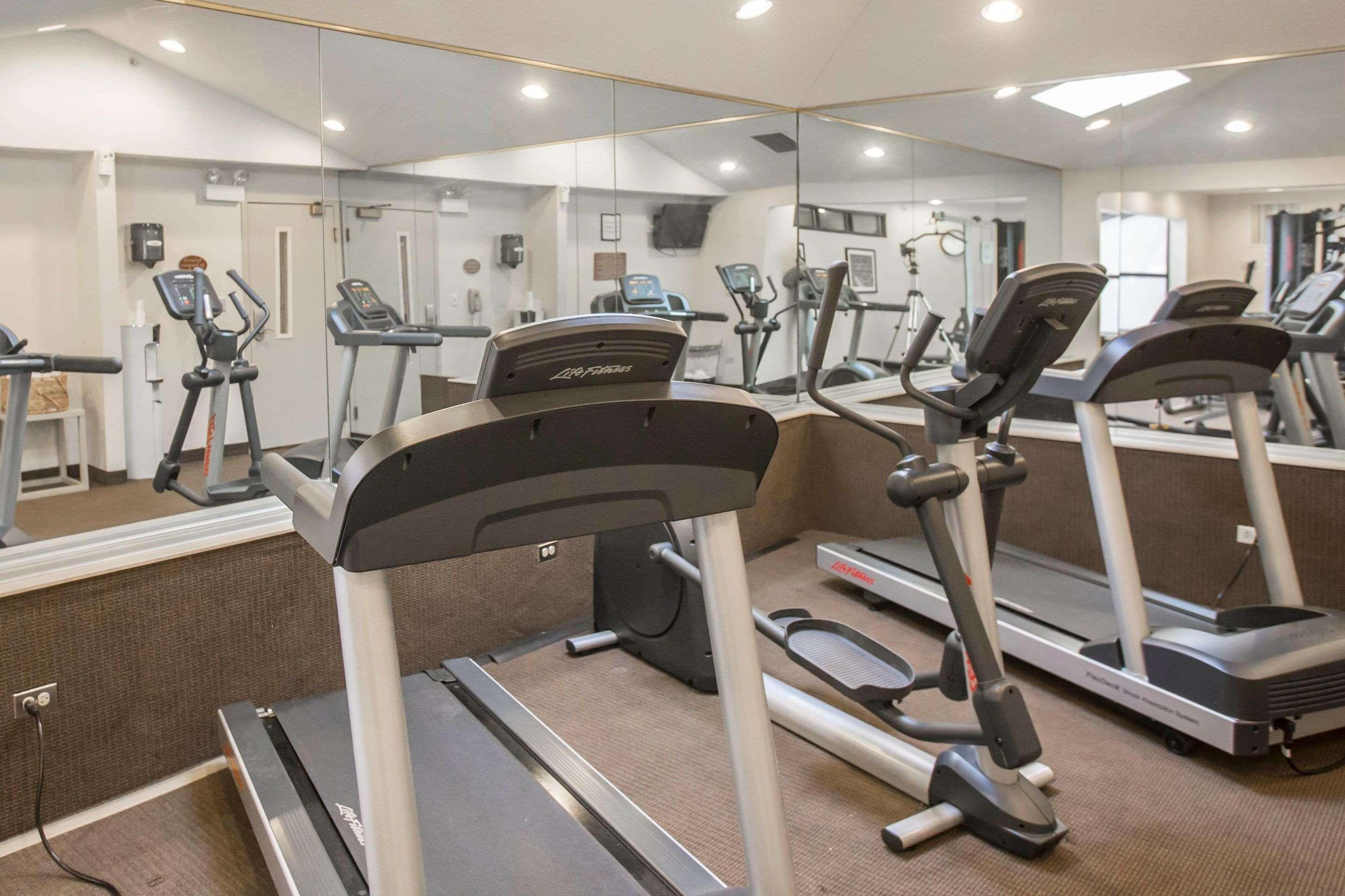 Sleep Inn Midway Airport Bedford Park Экстерьер фото