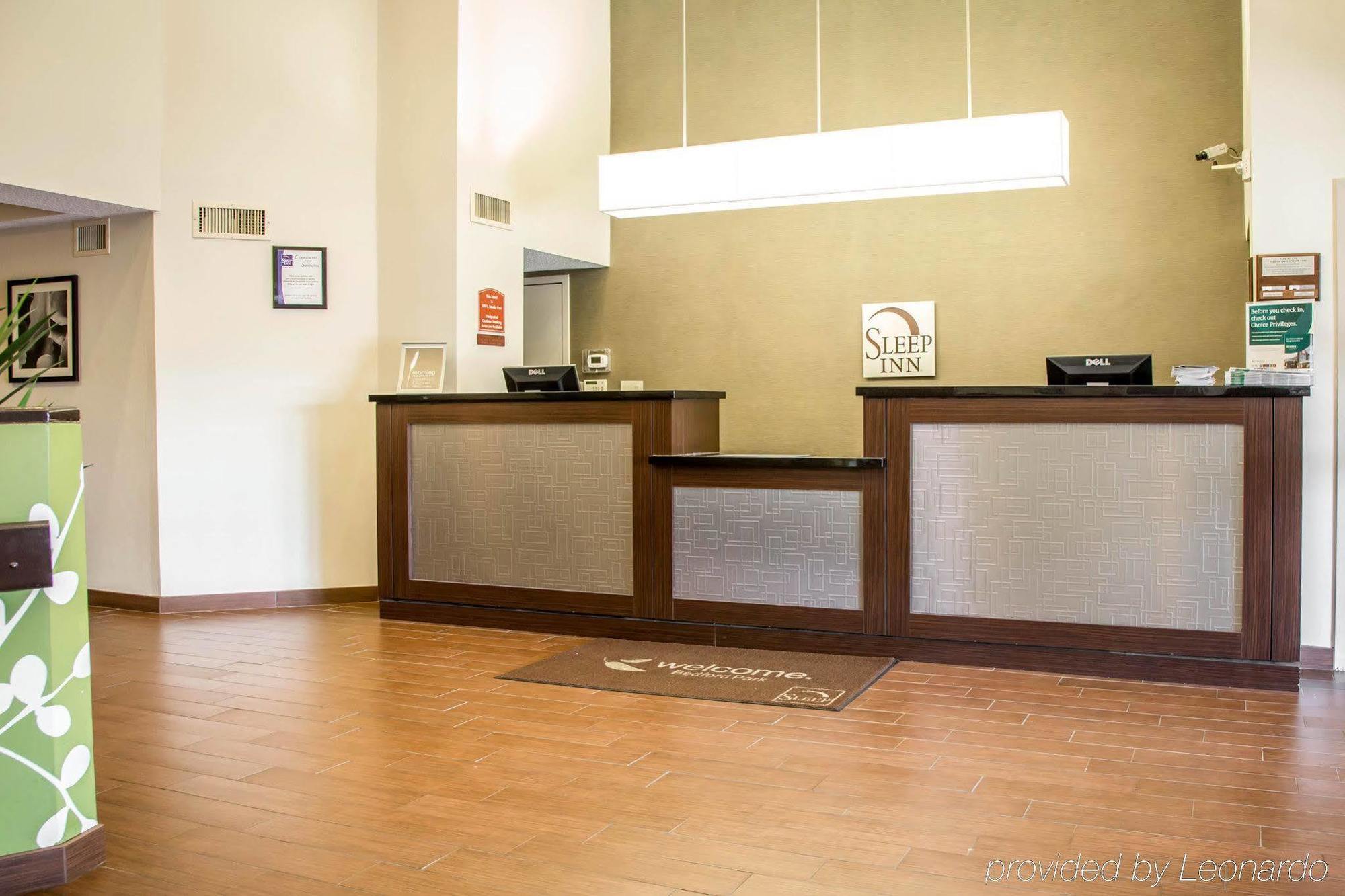 Sleep Inn Midway Airport Bedford Park Экстерьер фото